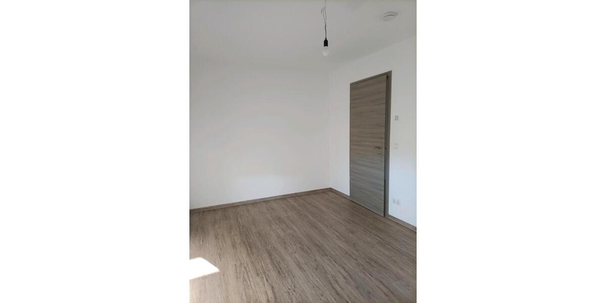 Erdgeschoßwohnung Wilsdruff - 2 Zimmer, 60 m&sup2;, 566&euro; | Angebot:25479178