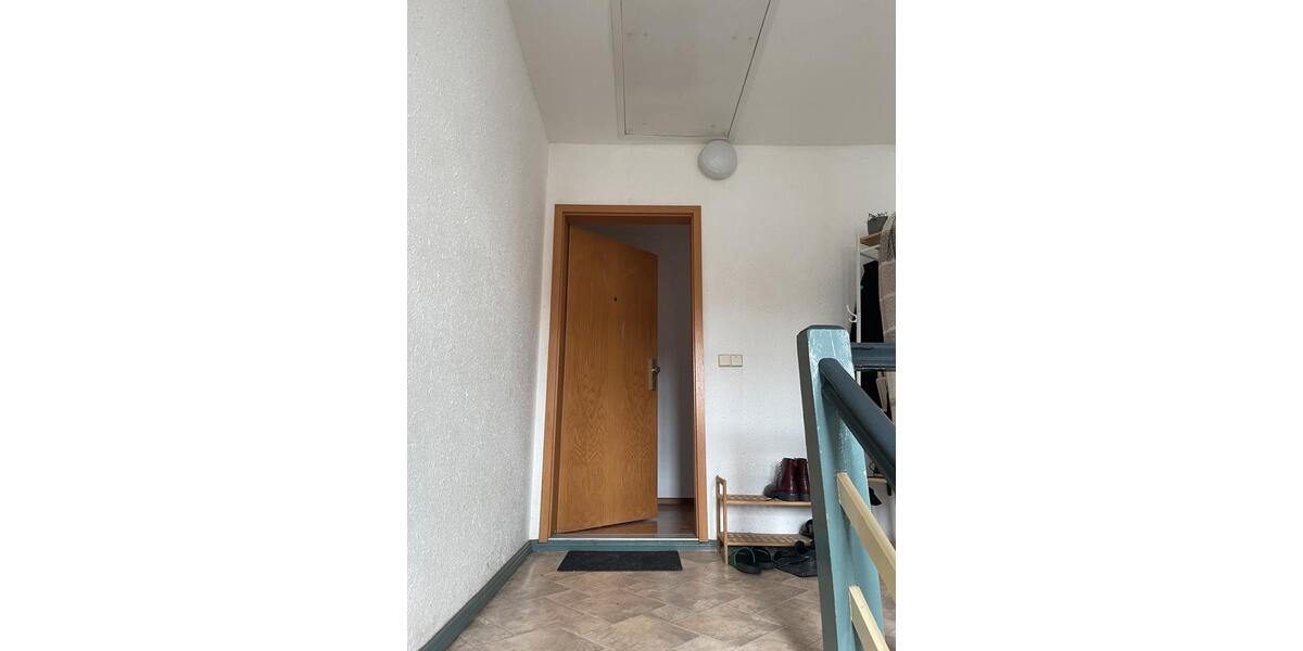 Dachgeschoßwohnung Frankfurt (Oder) - 4 Zimmer, 95 m&sup2;, 1.110&euro; | Angebot:26477855