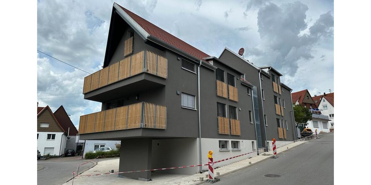 Etagenwohnung Rottenburg am Neckar - 3 Zimmer, 83 m&sup2;, 1.390&euro; | Angebot:24394279