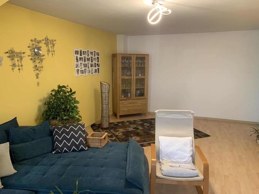 Schöne 3 Zimmer Wohnung mit Balkon für die kleine Familie zimmer