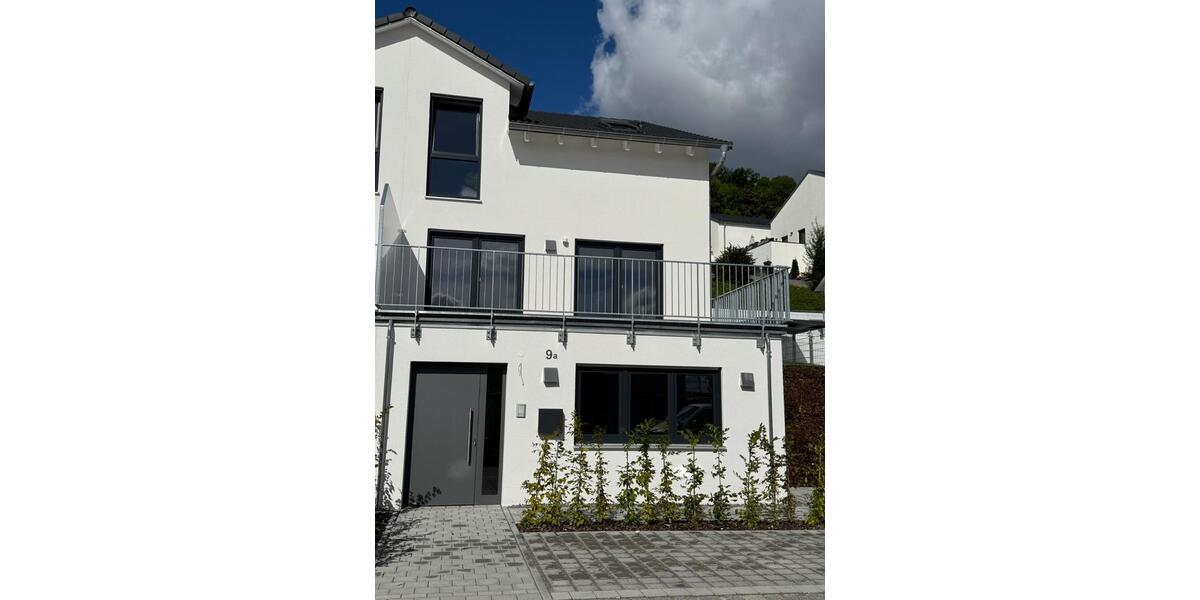 Doppelhaushälfte Teublitz - 5 Zimmer, 165 m&sup2;, 3.590&euro; | Angebot:22831913