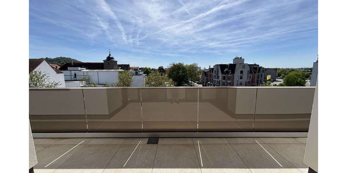 Etagenwohnung Bensheim - 4 Zimmer, 143 m&sup2;, 2.500&euro; | Angebot:26545869