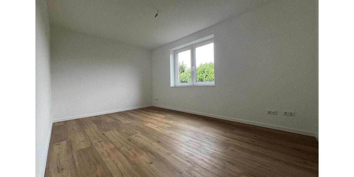 Doppelhaushälfte Henstedt-Ulzburg Ulzburg - 5.5 Zimmer, 140 m&sup2;, 1.875&euro; | Angebot:26030134