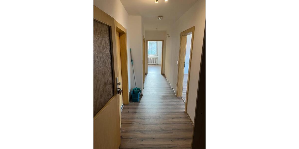 Erdgeschoßwohnung Bad Hersfeld - 3.5 Zimmer, 76 m&sup2;, 800&euro; | Angebot:26433817