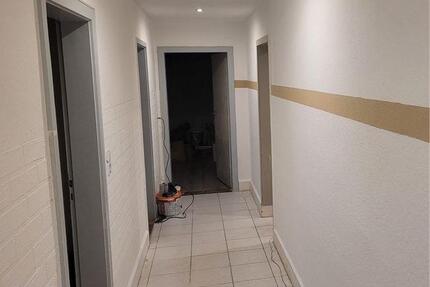 Wohnung Neukloster - 3 Zimmer, 77 m&sup2;, 500&euro; | Angebot:26639895