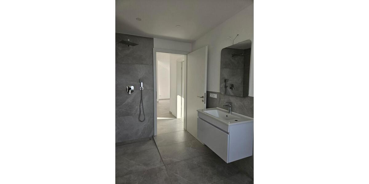 Dachgeschoßwohnung Waldbröl - 2 Zimmer, 48 m&sup2;, 746&euro; | Angebot:26631259