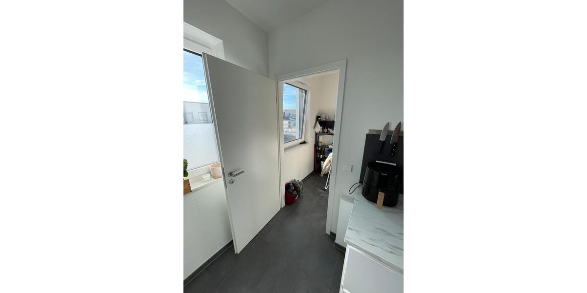 Einfamilienhaus Düsseldorf Oberbilk - 2 Zimmer, 84 m&sup2;, 1.618&euro; | Angebot:27585622
