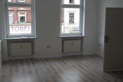 Wohnung Zwickau Schedewitz - 3 Zimmer, 76 m&sup2;, 439&euro; | Angebot:26181352