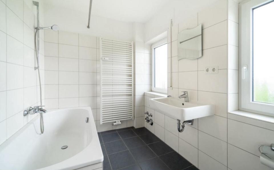 Etagenwohnung Bielefeld Heepen - 4 Zimmer, 95 m&sup2;, 1.350&euro; | Angebot:25822543