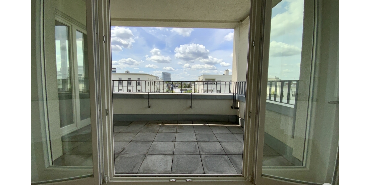 Wohnen in hochwertigem Ambiente mit internationalem Flair. Luxus-Penthouse Heinrich-Heine-Gärten - Einfamilienhaus Düsseldorf Heerdt | Angebot:26748838