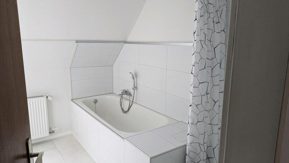 Etagenwohnung Brilon - 3 Zimmer, 100 m&sup2;, 590&euro; | Angebot:25612853