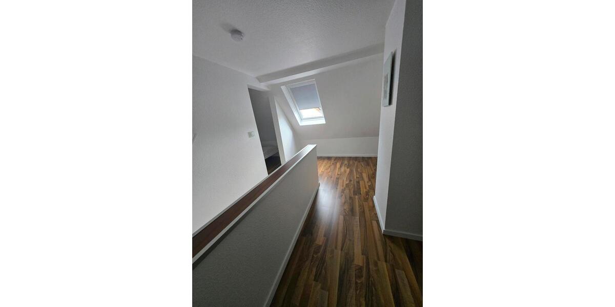 Wohnen auf Zeit Erlensee - 6 Zimmer, 160 m&sup2;, 30&euro; | Angebot:26624813