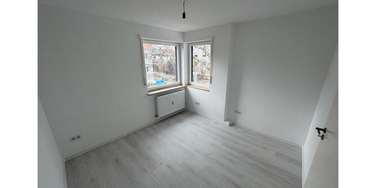 Etagenwohnung Nürnberg Zerzabelshof - 4 Zimmer, 110 m&sup2;, 1.650&euro; | Angebot:24432862