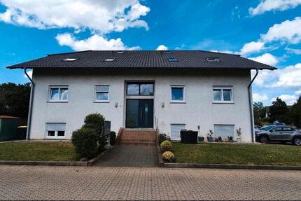 Wohnung Schiffweiler - 5 Zimmer, 65 m&sup2;, 600&euro; | Angebot:25178392