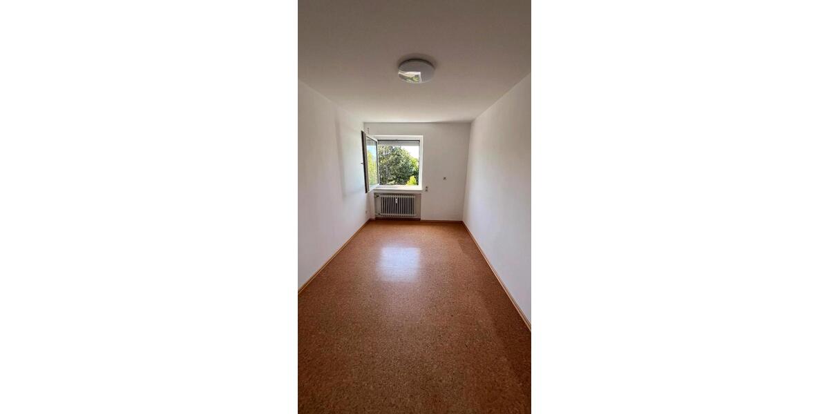 Etagenwohnung Laupheim - 3 Zimmer, 84 m&sup2;, 1.100&euro; | Angebot:26705325