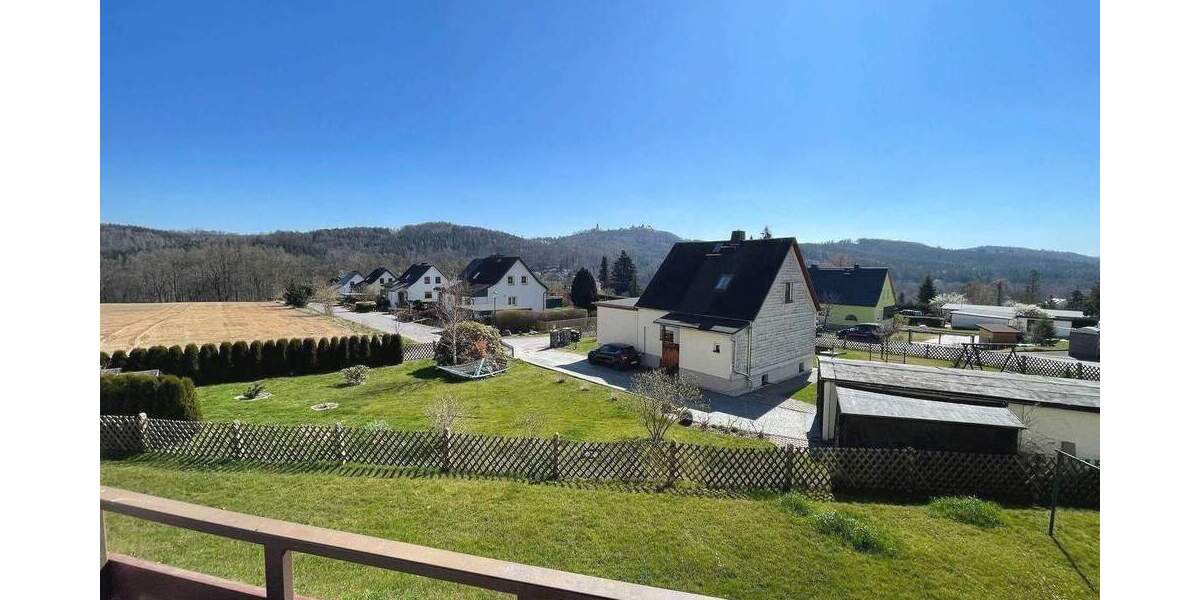 Überragende Fernsicht am Fuße der Augustusburg – perfekt geschnittene 4 Zimmer Wohnung mit Balkon 4 zimmer