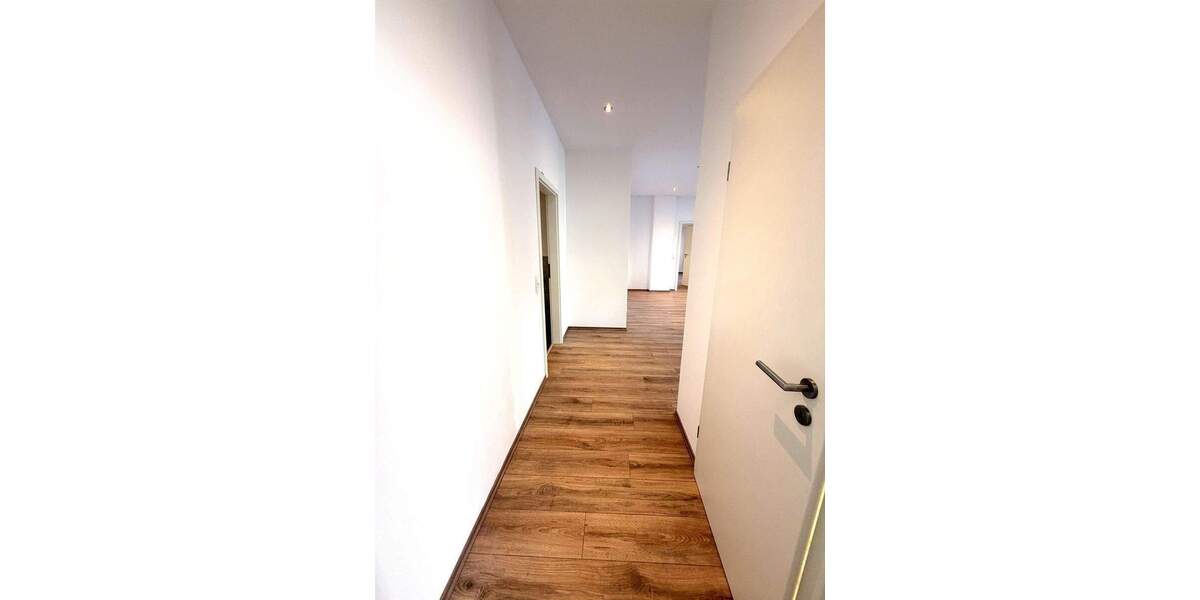 Etagenwohnung Kordel - 3 Zimmer, 92 m&sup2;, 775&euro; | Angebot:26218015