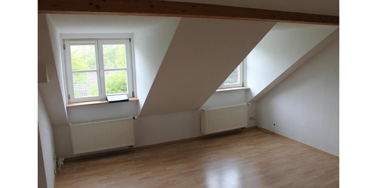 Ausgefalle Wohnung im Zentrum LinzRhein im hist. Schulgebäude 3 zimmer