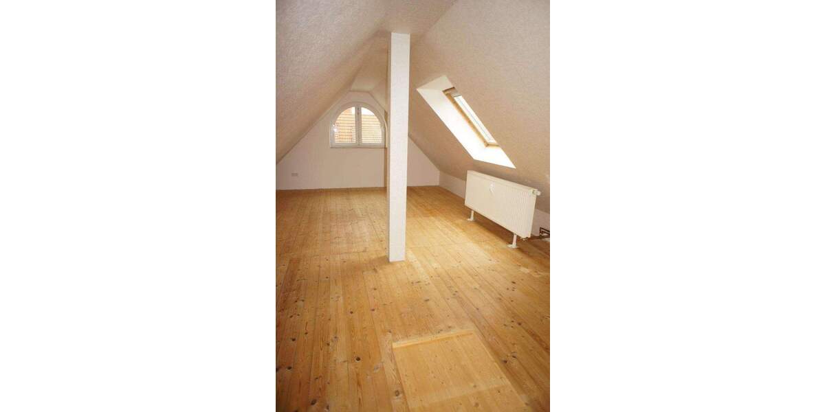 Etagenwohnung Flöha Plaue - 3 Zimmer, 65 m&sup2;, 457&euro; | Angebot:25771887