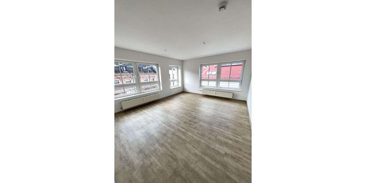 Etagenwohnung Hohenstein-Erstthal Erstthal - 3 Zimmer, 72 m&sup2;, 420&euro; | Angebot:27020584