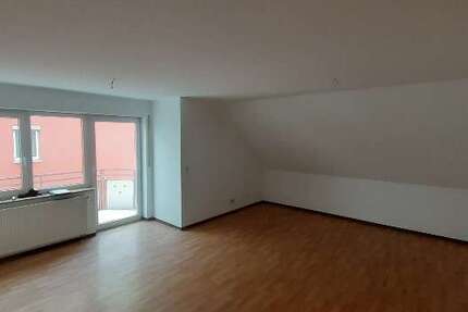 Wohnung Crailsheim - 3 Zimmer, 79 m&sup2;, 790&euro; | Angebot:27134461