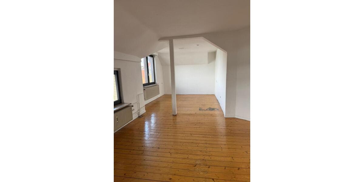 Hochparterre Gießen Wieseck - 3 Zimmer, 90 m&sup2;, 1.300&euro; | Angebot:26558022