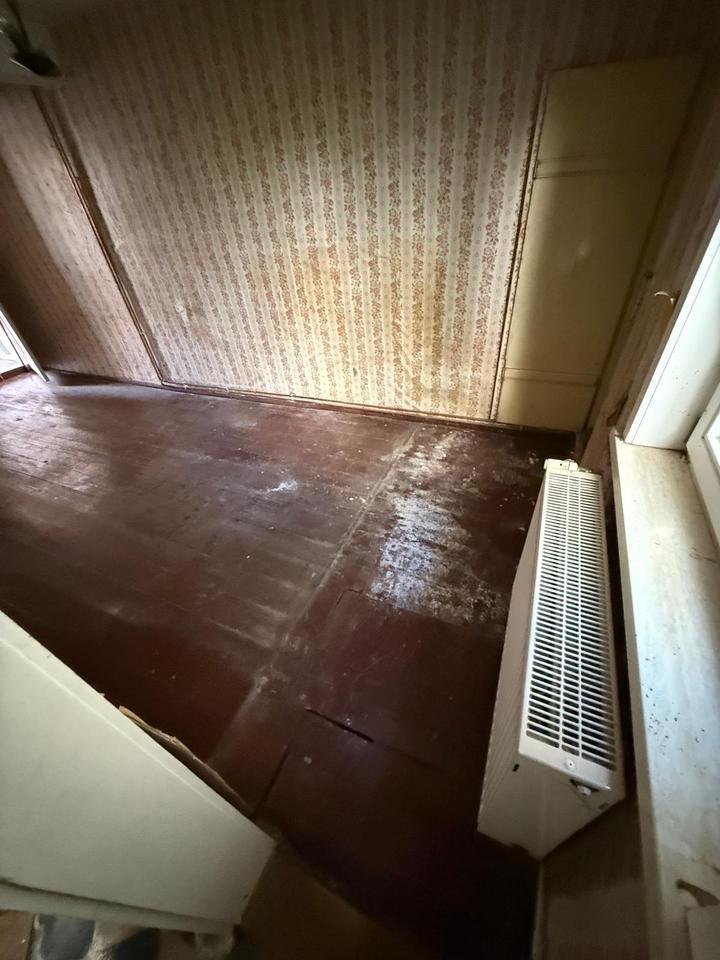 Stadthaus mit Potenzial f. Handwerker Mehrgenerationen WG möglich zimmer