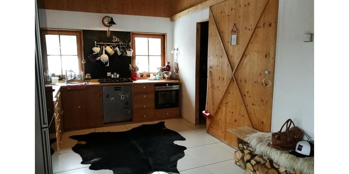 Wohnen auf Zeit Hausham - 5 Zimmer, 200 m&sup2;, 2.600&euro; | Angebot:26228960