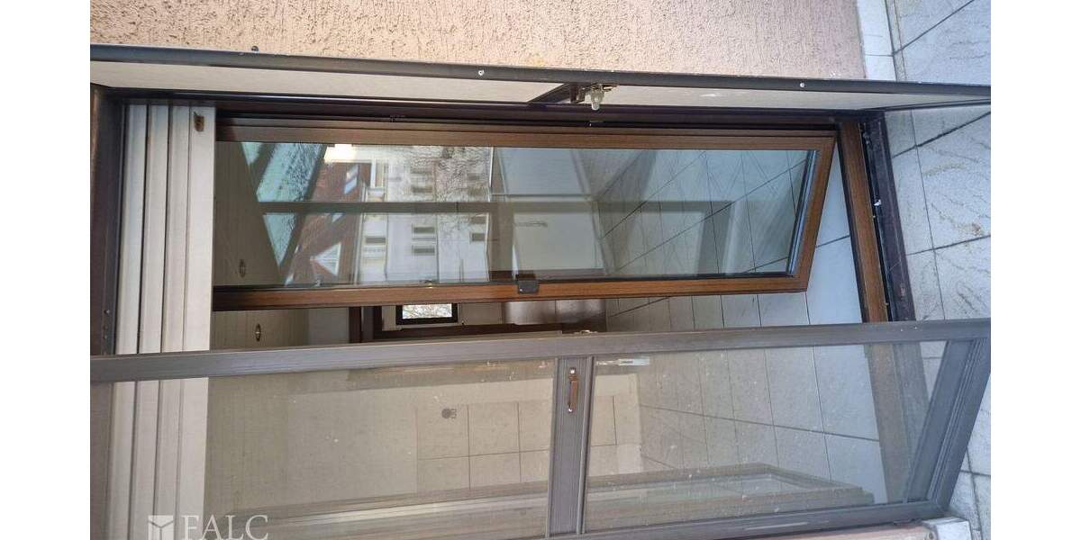 Etagenwohnung Hanau - 3 Zimmer, 79 m&sup2;, 998&euro; | Angebot:25677996