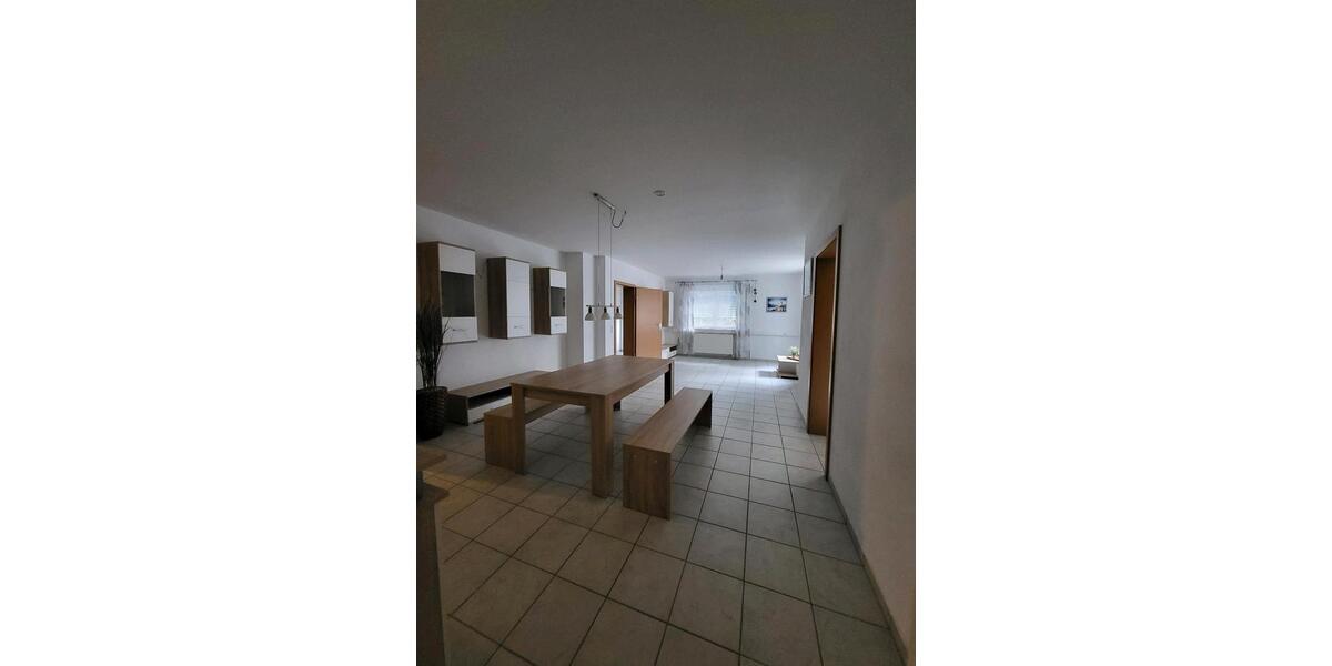 Etagenwohnung Eppingen - 3 Zimmer, 92 m&sup2;, 900&euro; | Angebot:25993666