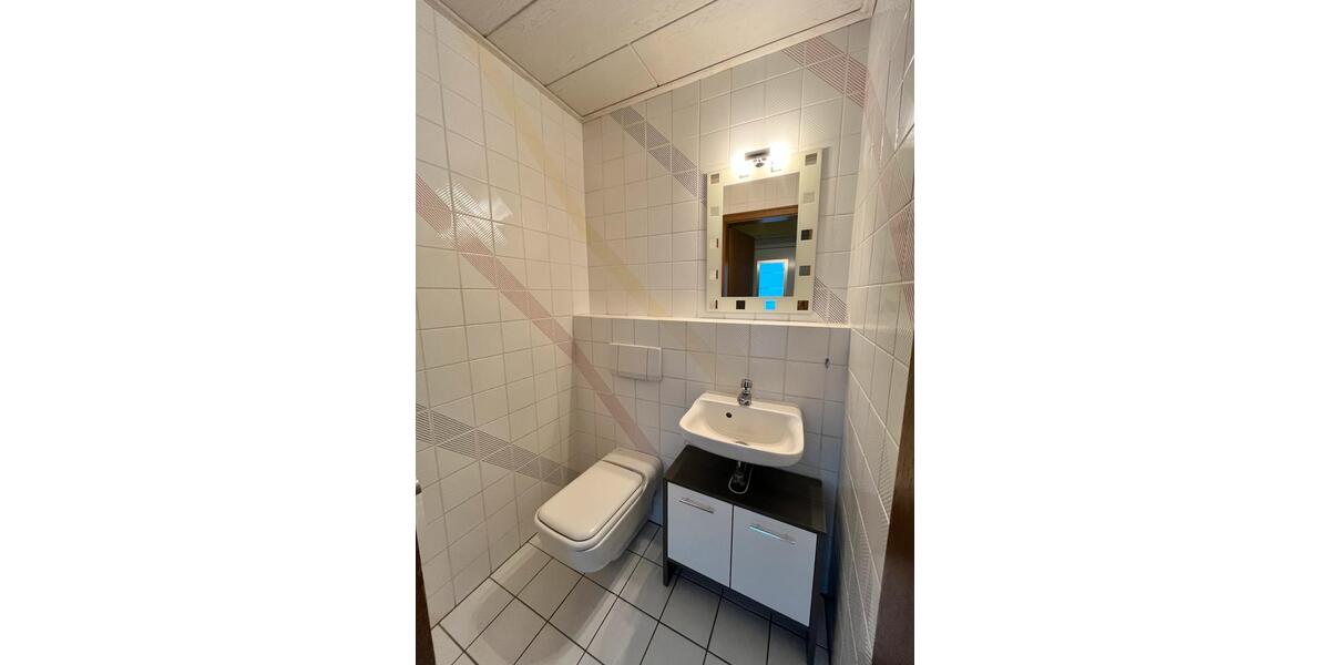 Doppelhaushälfte Köln Mülheim - 4 Zimmer, 114 m&sup2;, 2.000&euro; | Angebot:25396670