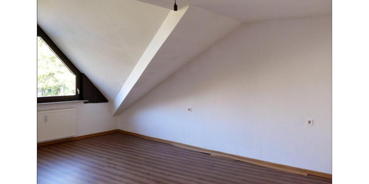 Dachgeschoßwohnung Herford - 2 Zimmer, 73 m&sup2;, 550&euro; | Angebot:25616647