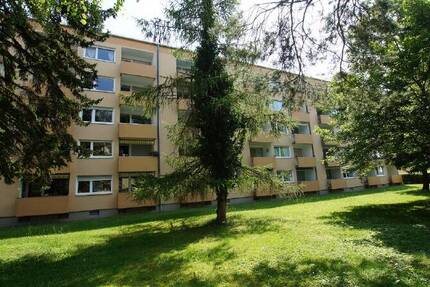 Gepflegte 3 Zimmer-Wohnung mit Balkon