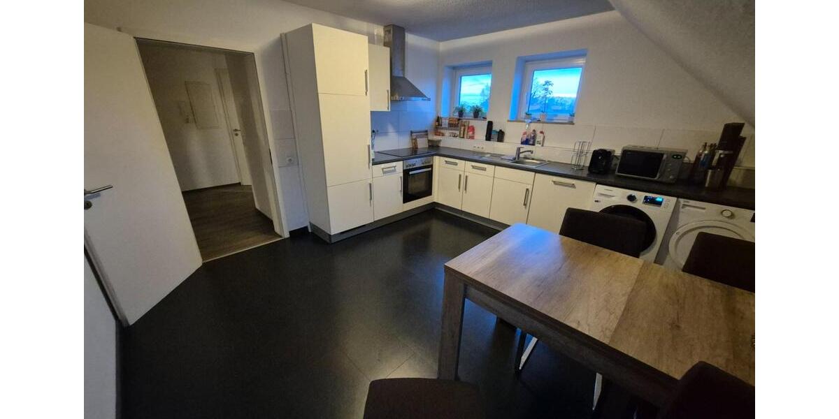 Dachgeschoßwohnung Papenburg - 5 Zimmer, 800&euro; | Angebot:23646117