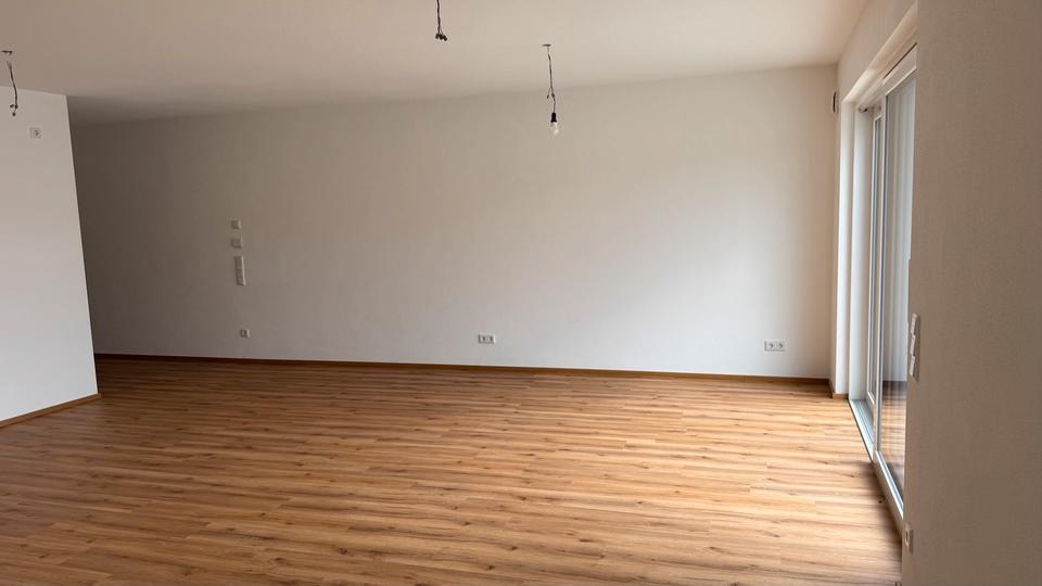 Etagenwohnung Dietfurt an der Altmühl - 3 Zimmer, 97 m&sup2;, 1.085&euro; | Angebot:26416878