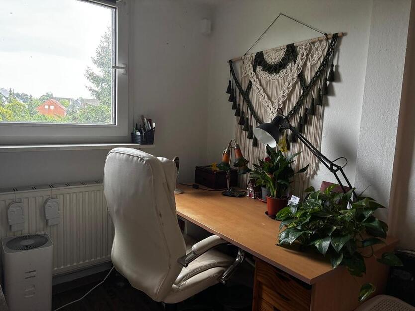 Ruhiges Zimmer in schöne Wohnung mit Garten