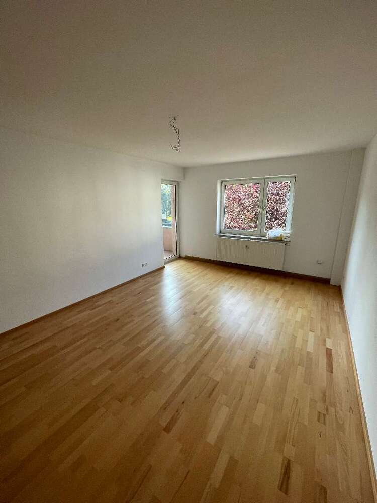 Wohnung zum Mieten in Regensburg 569,89 € 65.13 m²