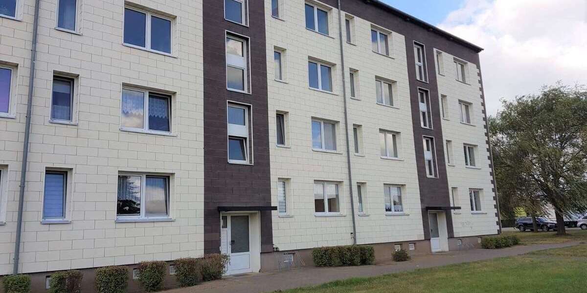 2 Zimmer Wohnung mit Einbauküche und Garage optional! - Hochparterre Galenbeck Sandhagen | Angebot:19552806