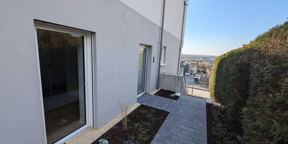 Etagenwohnung Weinheim - 3 Zimmer, 114 m&sup2;, 2.100&euro; | Angebot:23959169