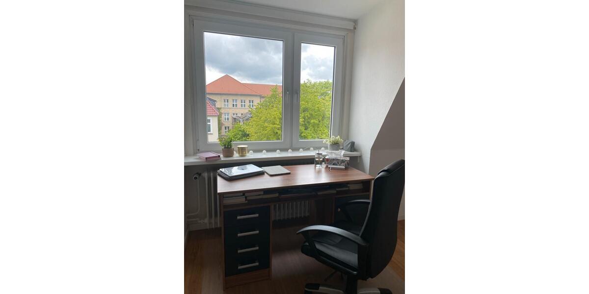 Dachgeschoßwohnung Bielefeld - 1 Zimmer, 30 m&sup2;, 400&euro; | Angebot:26646046