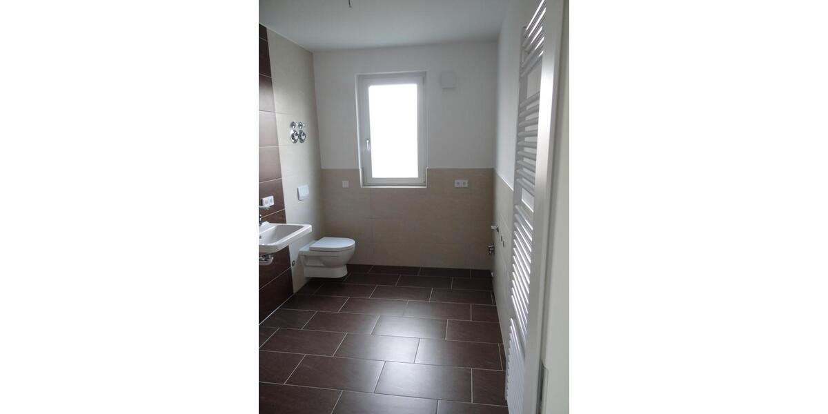 Etagenwohnung Ansbach - 3 Zimmer, 95 m&sup2;, 990&euro; | Angebot:25374536