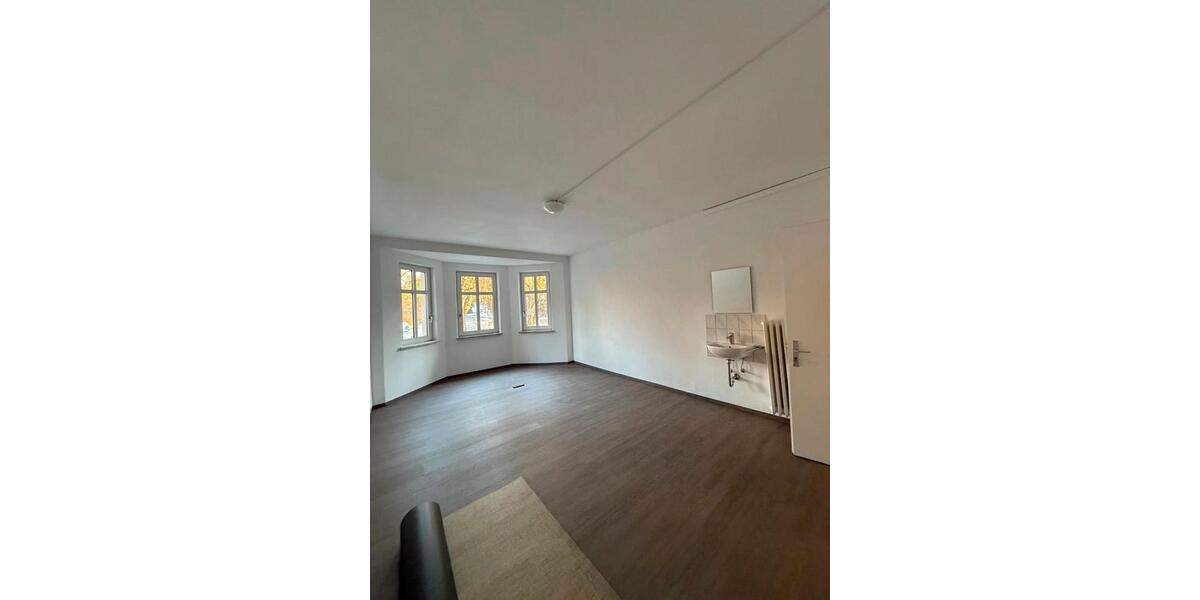 Etagenwohnung Augsburg - 1 Zimmer, 12 m&sup2;, 450&euro; | Angebot:26271348