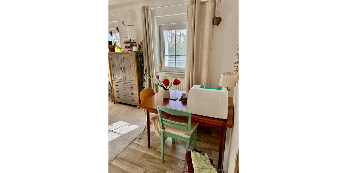 Etagenwohnung Niederwerrn - 2 Zimmer, 50 m&sup2;, 385&euro; | Angebot:26620671