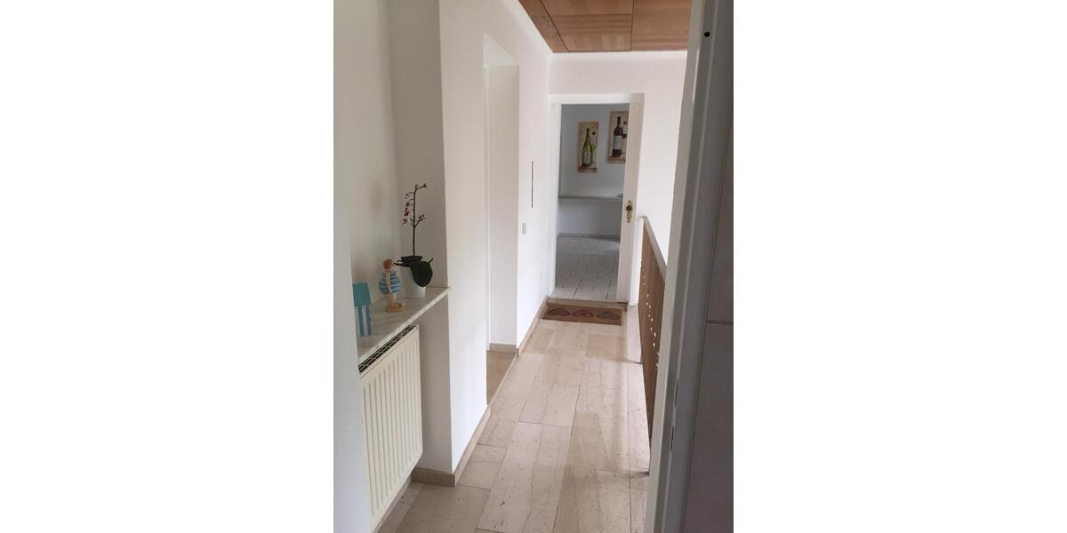 Etagenwohnung Eltville am Rhein Martinsthal - 3 Zimmer, 94 m&sup2;, 1.340&euro; | Angebot:26216083