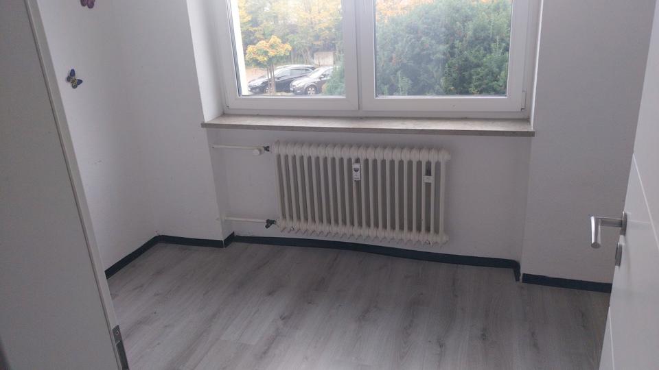 Etagenwohnung Würzburg Frauenland - 3 Zimmer, 80 m&sup2;, 1.045&euro; | Angebot:26381384