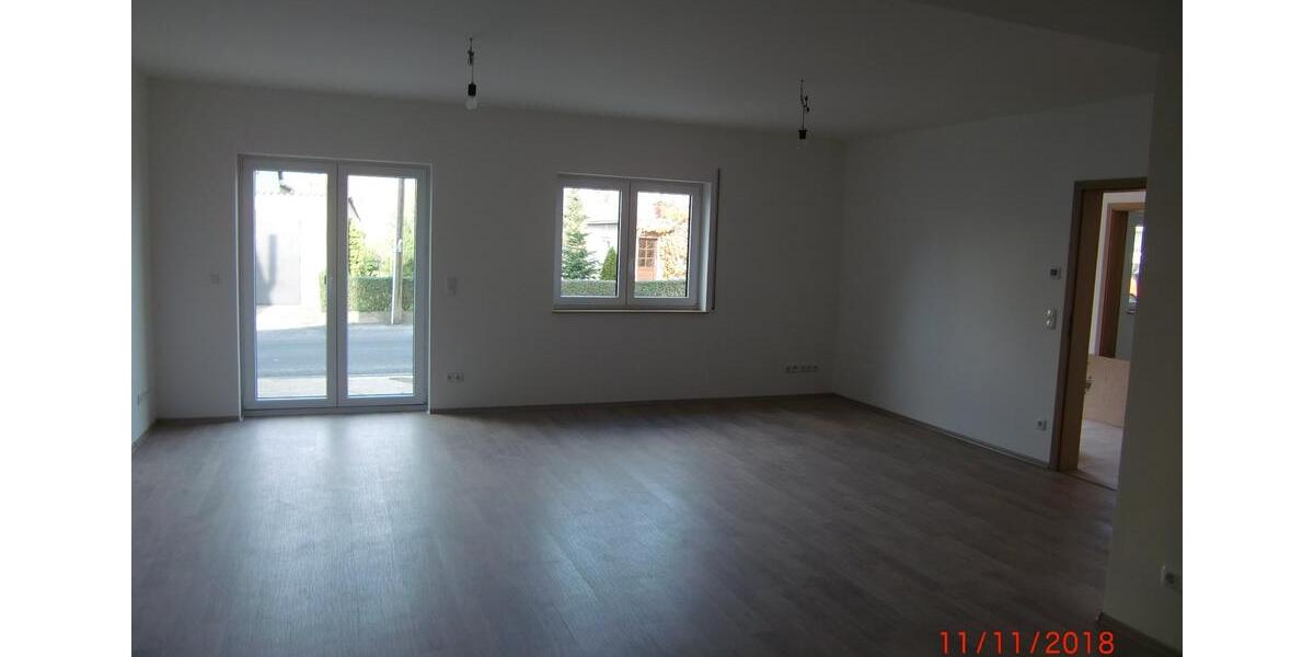 Erdgeschoßwohnung Ebersbach - 3 Zimmer, 89 m&sup2;, 712&euro; | Angebot:26322054