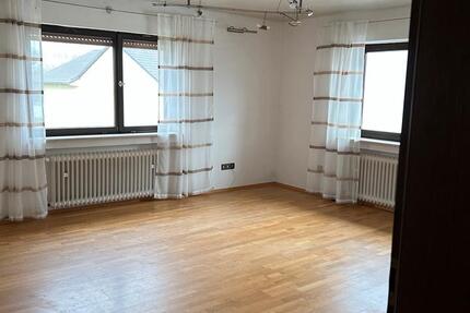 Wohnung Steinmauern - 5 Zimmer, 150 m&sup2;, 1.200&euro; | Angebot:24976105