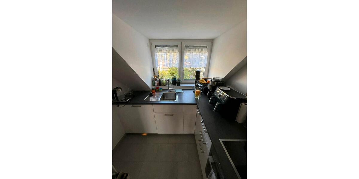 Dachgeschoßwohnung München Feldmoching-Hasenbergl - 4 Zimmer, 80 m&sup2;, 1.700&euro; | Angebot:26335443
