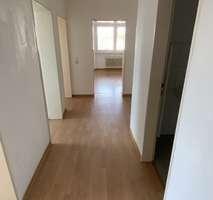 Wohnung Großostheim - 1 Zimmer, 76 m&sup2;, 663&euro; | Angebot:23793846