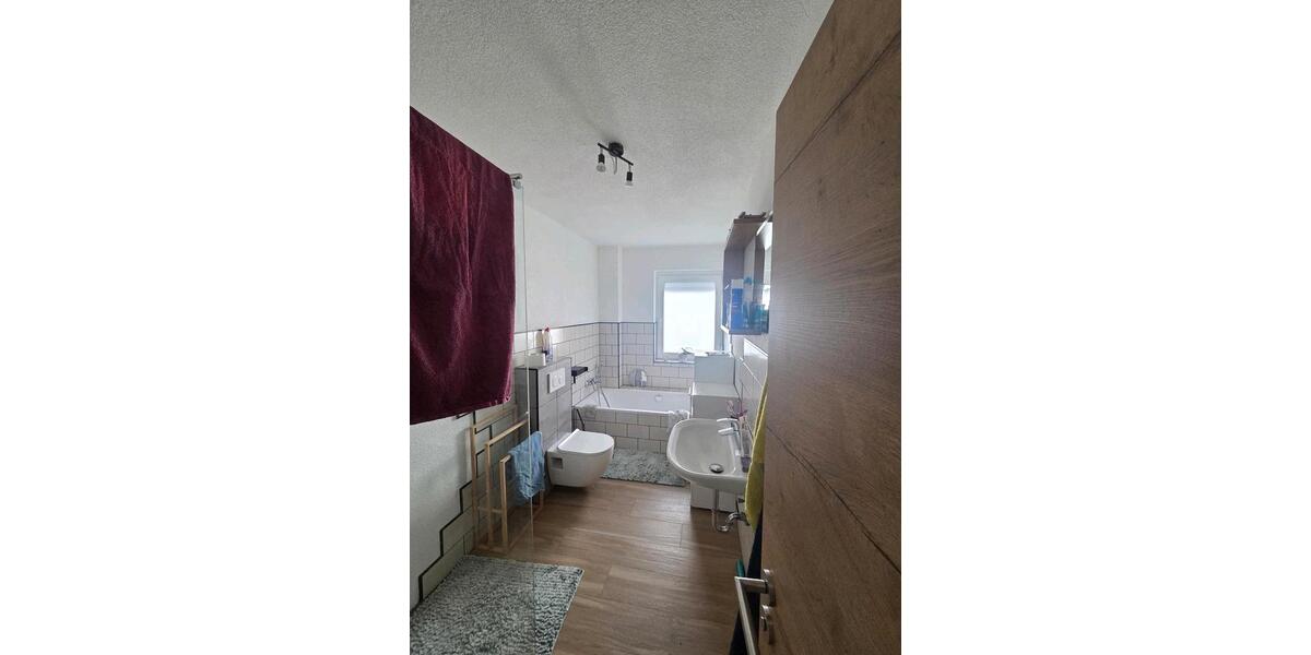 Erdgeschoßwohnung Bad Mergentheim - 3 Zimmer, 80 m&sup2;, 800&euro; | Angebot:26448440